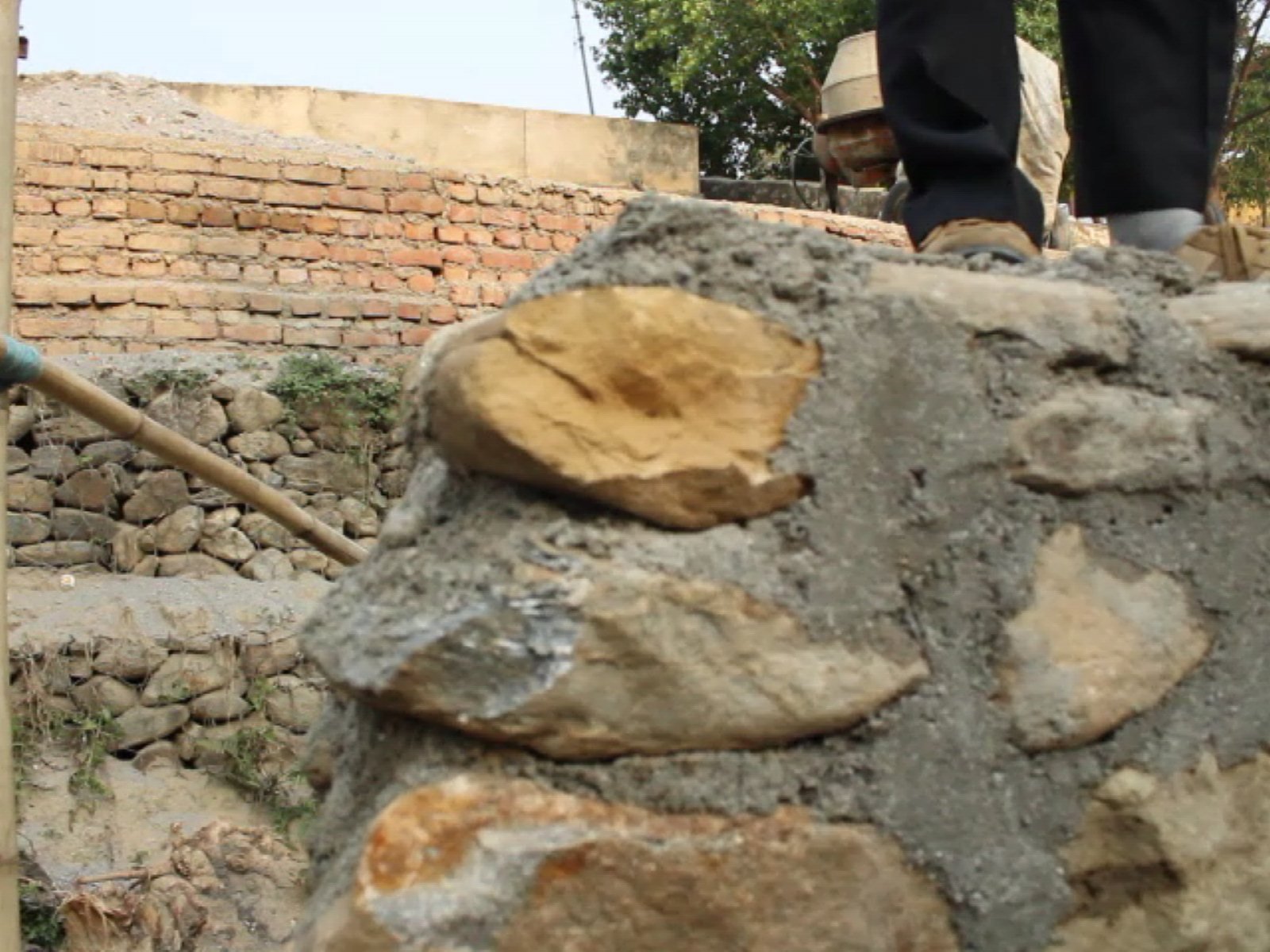   उपभोक्ता समितिले ठेक्का लगाउँदा गुणस्तरहिन काम