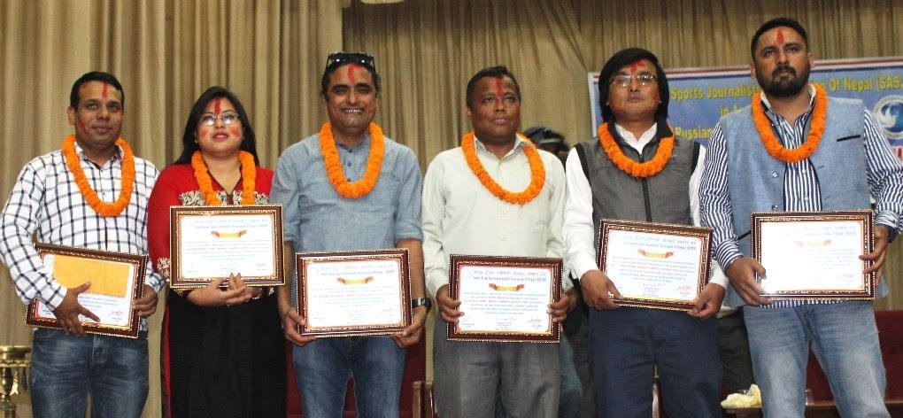   रामसूदन र अजयलाई ईश्वरमान सिंह खेलकुद पत्रकारिता पुरस्कार