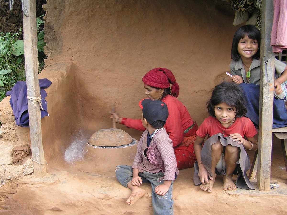 चेपाङ विद्यार्थीलाई अध्ययन खर्च