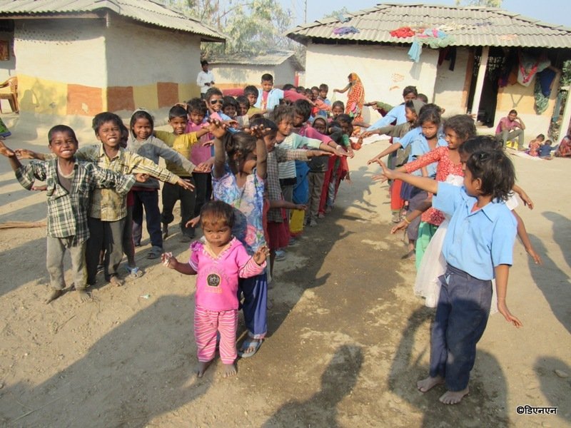   खेतखेतमा मुसाको दुलो खोज्दै हिँड्ने मुसहर बस्तीका बालबालिका अहिले सरसफाइ अभियानमा (फोटोसहित)
