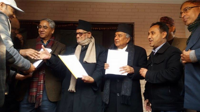   काँग्रेसका युवा नेताहरु सुझाव : ‘काँग्रेसको दुई हात, एक पहाड अर्को मधेस’