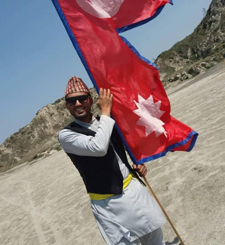   गायक कर्णराजको देशभक्ती गीत ‘यो देश रोइरहेछ..’