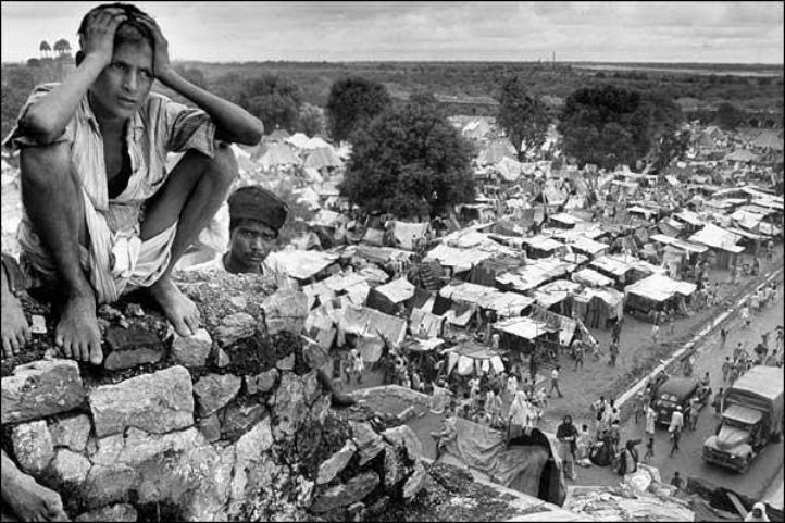 सन् १९४७ का अति दुर्लभ भयानक तस्बिरहरु जसले भारत पाकिस्तानको डरलाग्दो विभाजन दर्साउँछ