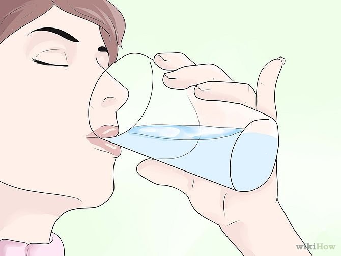 जाडोमा ओठ फुट्ने समस्या छ ? अपनाउनुहोस् यी उपाय