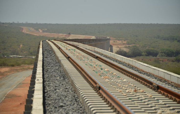   चीनको सहयोगमा केन्यामा गुड्यो शताब्दीकै पहिलो रेल