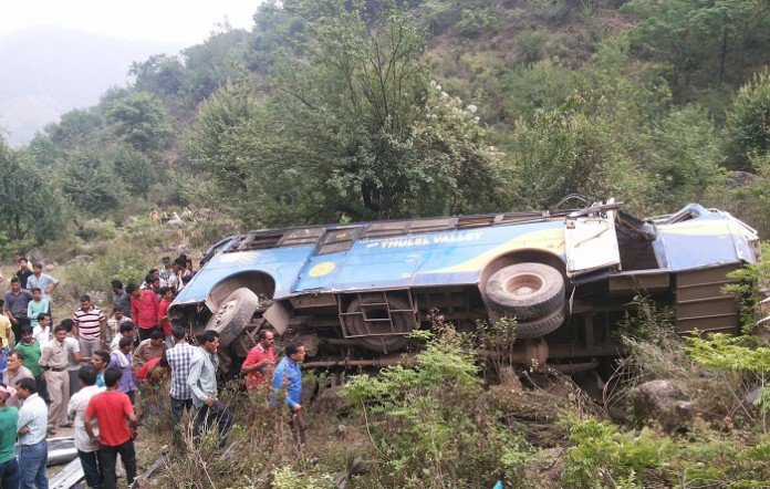   भारतको हिमाञ्चल प्रदेशमा सडक दुर्घटनामा ३० को मृत्यु