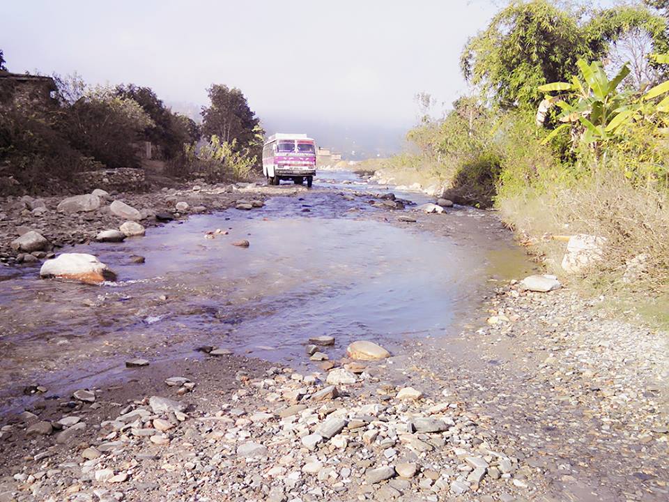   डोटीमा बस दुर्घटना, ३ गम्भिर घाइते