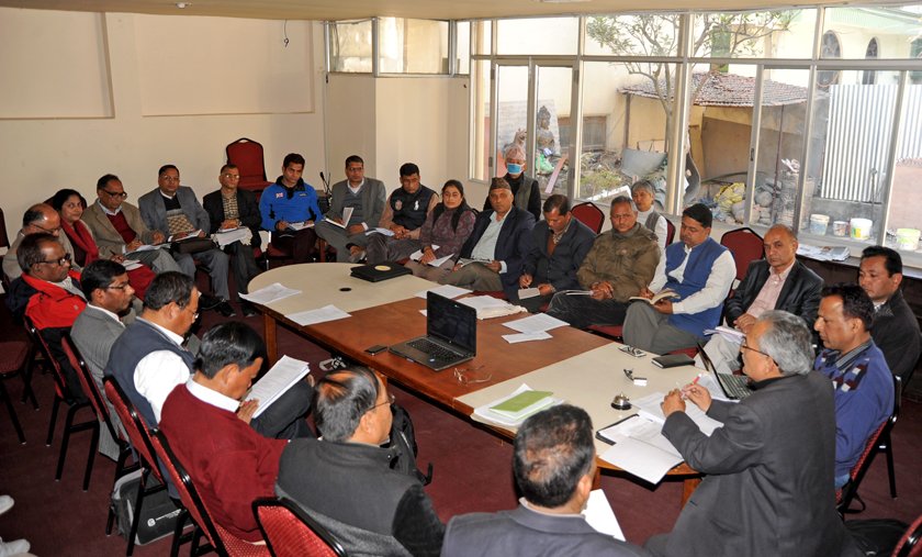   नयाँ शक्तिको राउन्ड टेवुल