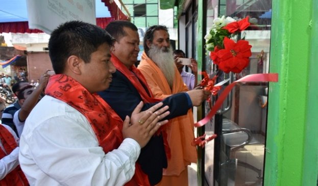   नयाँ गाउमा फेवा विकास बैंकको एटीएम