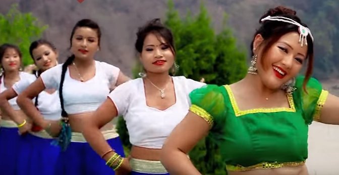     बालकृष्णको फुलफुलेको डालि बजारमा (भिडियो सहित)