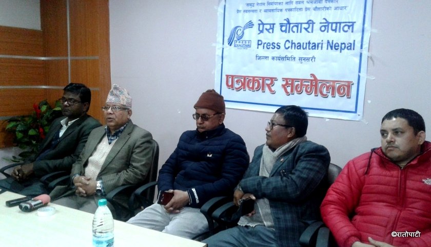   सभामुख घर्तीले संसदको मर्यादा नाघिन् : नेता नेपाल