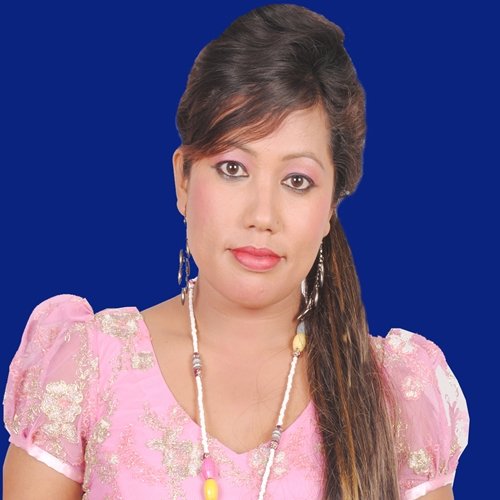   त्रिवेणी गाउँपालिकाको चुनावी मैदानमा लोक गायिका राधिका