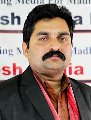   लोकतन्त्रपछि मधेसले के पायो ? : डा. राजेश अहिराजको विश्लेशण