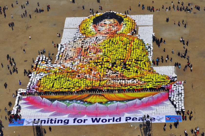   विश्वकै ठूलो मानवनिर्मित बुद्धआकृति प्रदर्शन