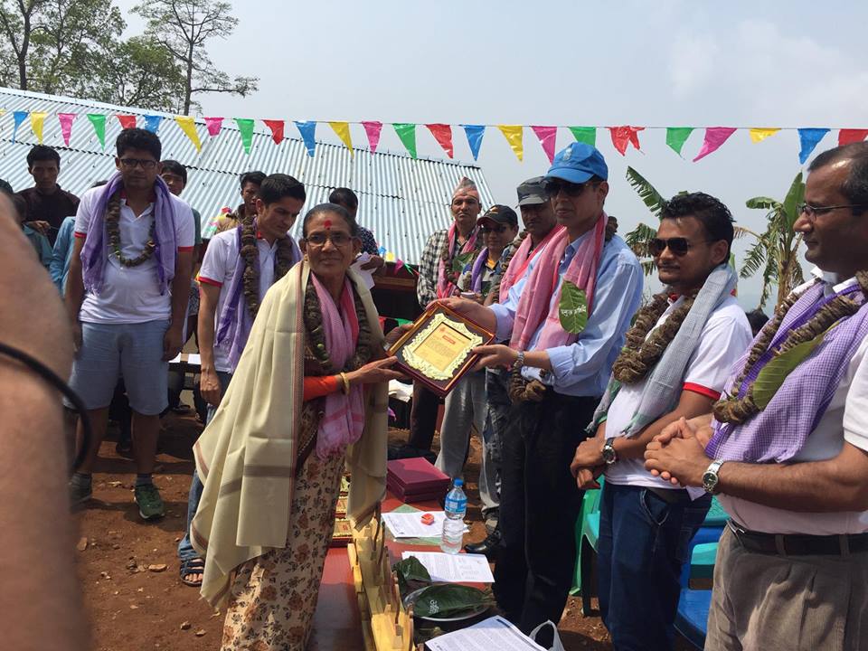   यस्तो छ पत्रकारहरुले विद्यालय बनाएको कथा
