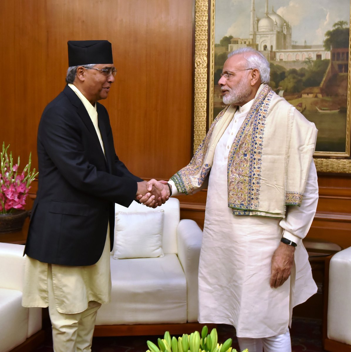 भाइरल बन्दै सर्पले भरिएको मैदानमा छेपारोको मृत्युसँगको संघर्ष (भिडियो)