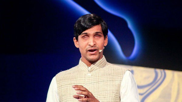   दृष्टिविहीन सिईओ जसले हाँक्छन् ५० करोडको कम्पनी