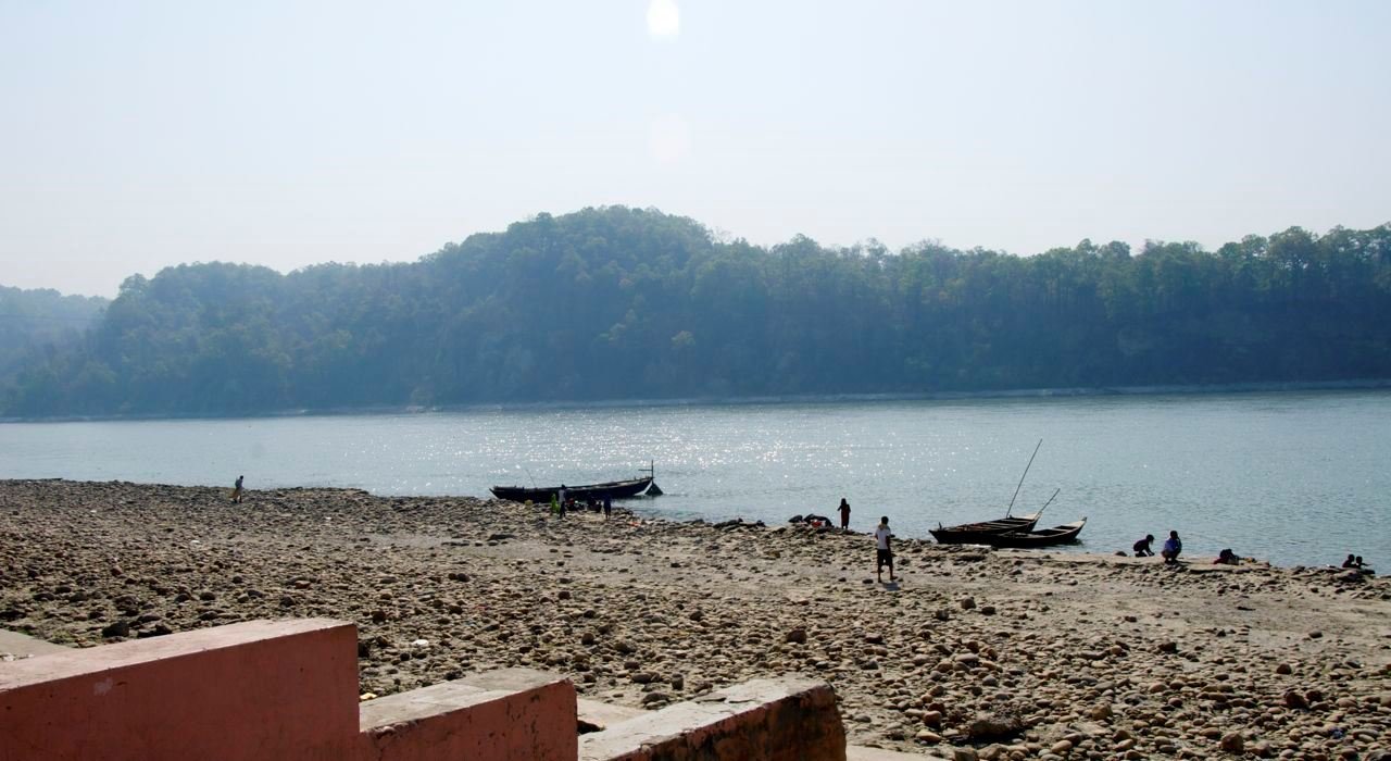 Residents of Nawalparasi Village Prioritize Basic Needs Over Election Rhetoric Amidst Flooding and Lack of Infrastructure