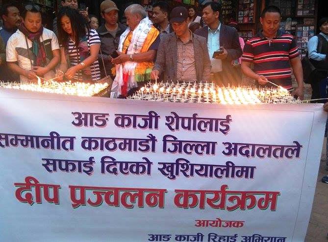   आङकाजीको पक्षमा फैसलापछि १०५१ दीपप्रज्ज्वलन !