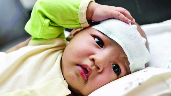 बच्चामा ज्वरो दोहोरिए के गर्ने ? पढ्नुहोस् डाक्टरका उपाय