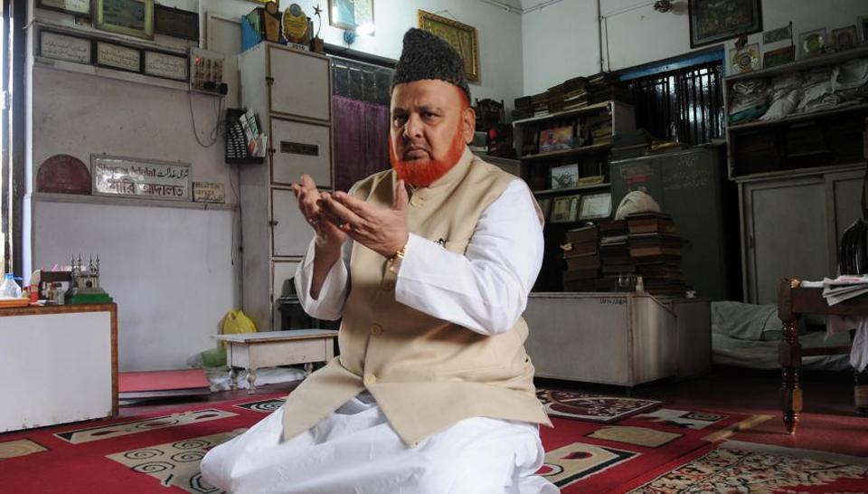   मोदीलाई कालोमोसो दल्न २५ लाख पुरस्कारसहितको फतवा