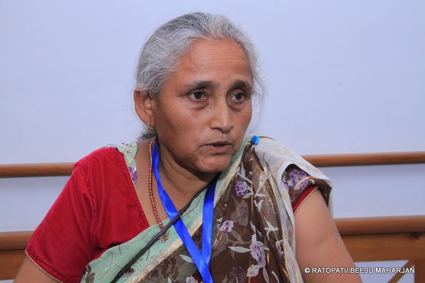   ३ नम्बरका स्थानीय प्रतिनिधि धुलिखेलमाः मुख्यसचिवले भने– अब गाउँमा अंग्रेजी माध्यमबाट पढाउनुस् !