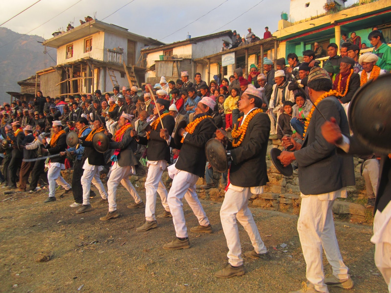 सुदूरपश्चिममा भुवा पर्वको रौनक, आज प्रदेशभर सार्वजनिक बिदा