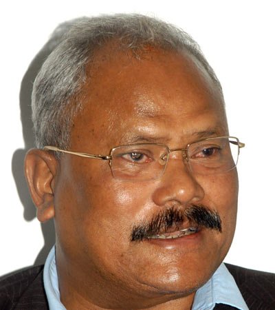   देशको राजनीतिक इन्जिनियरिङ बिग्रिएको छ : कार्यवाहक प्रधानमन्त्री