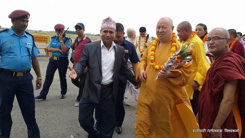   उपाध्यक्ष शुनलाई लुम्बिनीमा भव्य स्वागत