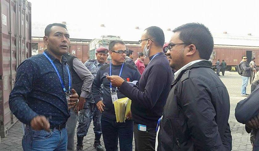   डाबर नेपालका ९० कन्टेनर अख्तियारको कब्जामा, फ्याक्ट्रीमा पनि पुग्यो टोली