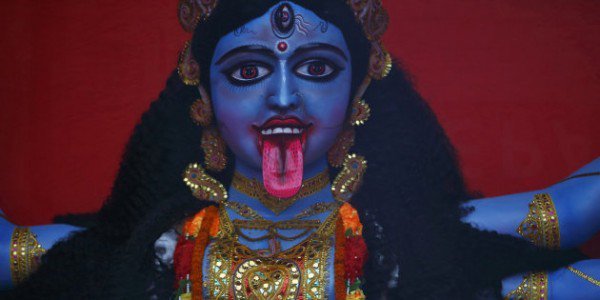   १९ वर्षीया कलेजकी छात्राले ‘काली माता’लाई चढाउन जिब्रो काटिन्