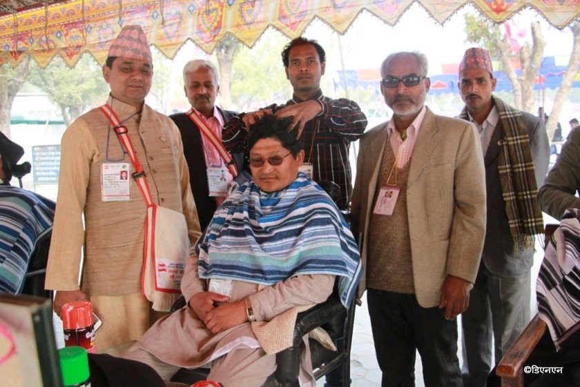   काँग्रेस महाधिवशेन प्रतिनिधिलाई निःशुल्क कपाल काट्ने व्यवस्था