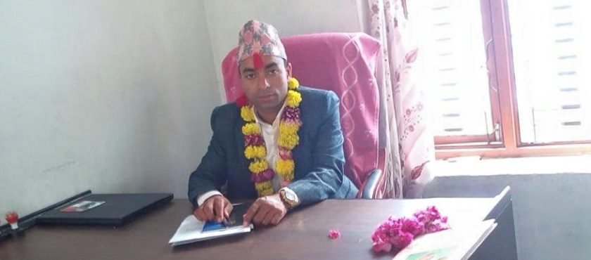   जब स्थानीय जनप्रतिनधिले सपथ गरी पदभार ग्रहण गरे