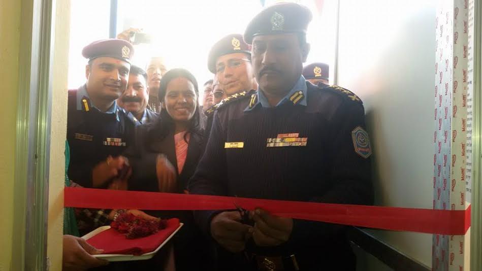   जनताले बनाइदिए प्रहरीको लागि घर