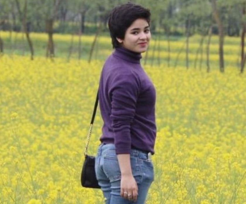   दंगलकी नायिका जायरा सवार गाडी दुर्घटना
