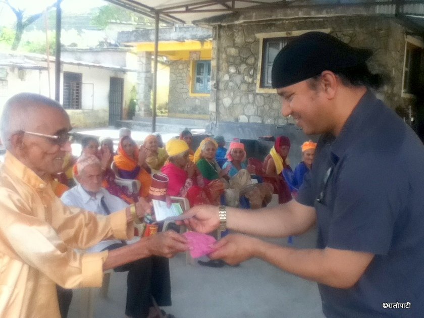   समाजसेवामा कर्णदास