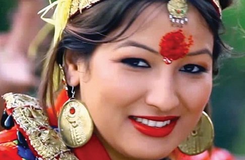 दसैँमा यस्तो मेकअप