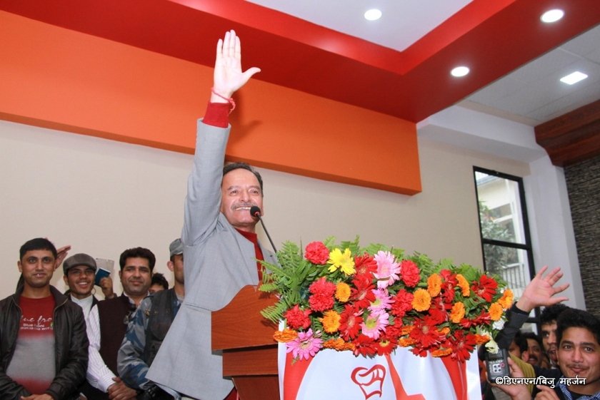   सभापति लड्ने उद्घोष गर्दै सिटौलाले भने, ‘काठमाडौंमा मेरो घर छैन्, गगनले देश हाँक्नसक्छ’