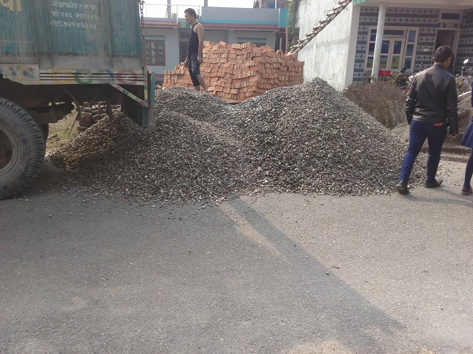   नगरलाई कुरुप बनाउदै गैडाकोटबासी