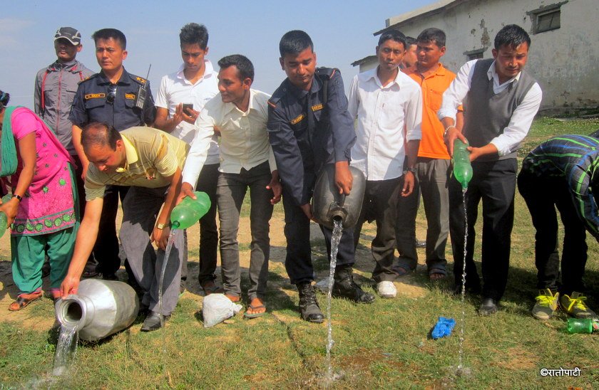   प्रहरीद्वारा ७ सय ८० लिटर अवैध मदिरा नष्ट