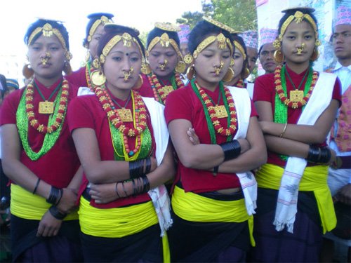   छन्त्याल र मगर भाषाका लिपि मेटिँदै