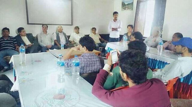   माओवादी केन्द्रका पोलिटब्यूरो सदस्यसहित दश केन्द्रीय नेताले पार्टी छाडे
