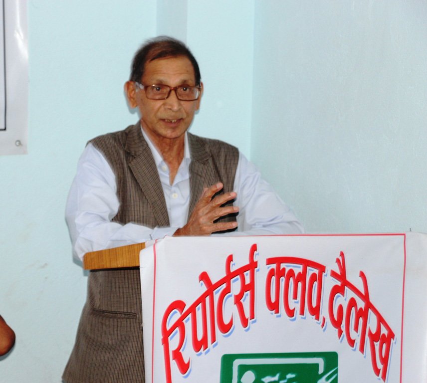   अवसरवादीहरुले पार्टी विभाजन गरेः वैद्य