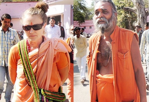 विदेशी महिलाको ७० वर्षे साधुसँग बस्यो माया–प्रेम, विवाहका लागि अदालत पुगे जोडी