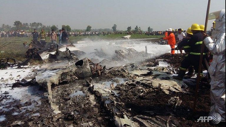   म्यानमारमा विमान दुर्घटनाः उनान्तीस शव भेटिए