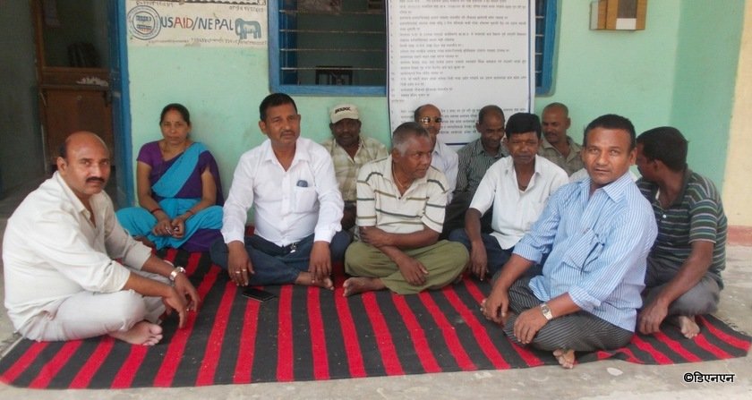   राजविराज नपाका कर्मचारीहरु धर्नामा, कार्यालयबाटै सञ्चालित विकासीय योजना र कार्यक्रमको छानविनको माग