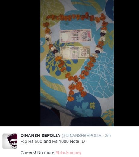 ‘अमेरिकामा भोट गन्दै भारतमा नोट गन्दै’ : हजार र पाँच सयको नोटमाथिको प्रतिबन्धमा यस्तो देखियो प्रतिक्रिया