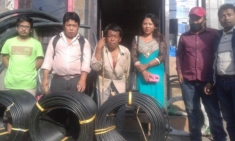   अग्निपीडितलाई दिलिपको सहयोग !
