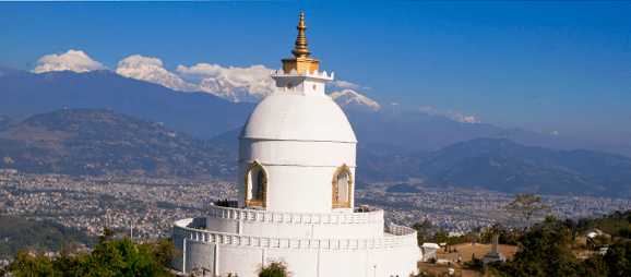 पोखराको शान्ति स्तुपामा विश्व शान्ति पूजा