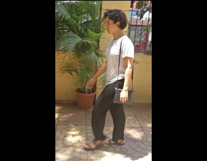   रिमा लागुलाई अन्तिम श्रद्धाञ्जली दिन पुगे आमिर–किरण, महेश भट्टसहित यी सेलिब्रिटी